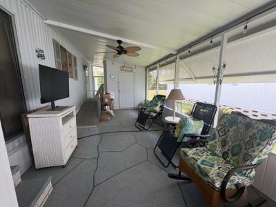 Photo 3 of 22 of home located at 3113 State Road 580, #44 Safety Harbor, FL 34695