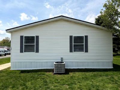 Photo 3 of 19 of home located at 125 Monet White Lake, MI 48383