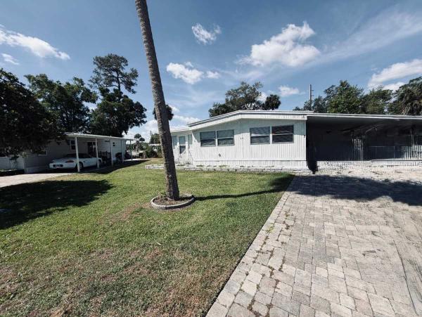 Photo 1 of 2 of home located at 7 Royal Palms Cr. Port Orange, FL 32127