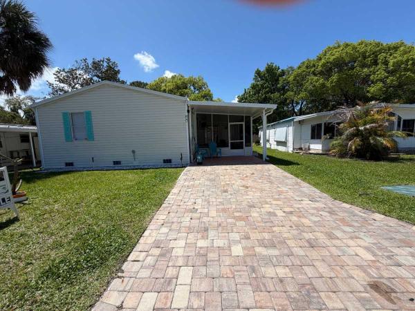 Photo 1 of 2 of home located at 60 Windward Ct Port Orange, FL 32127