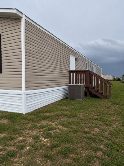 Photo 3 of 16 of home located at 3300 Voight Blvd #426 San Angelo, TX 76905