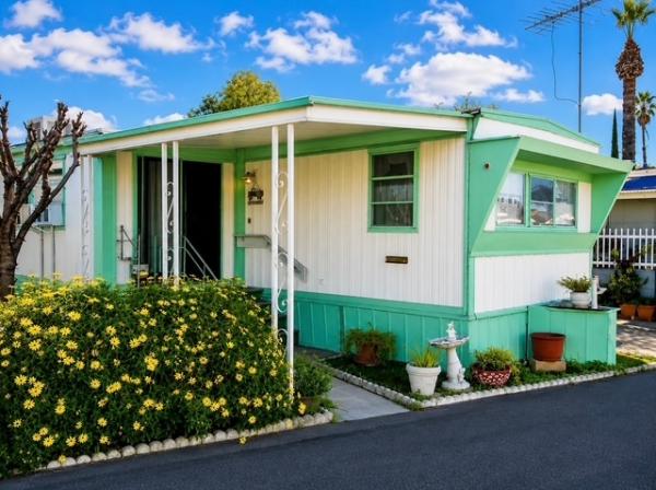 1963 Universal Mobile Home