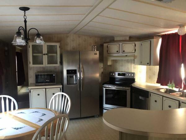 Photo 1 of 2 of home located at 169 Mockingbird Hill Plant City, FL 33565