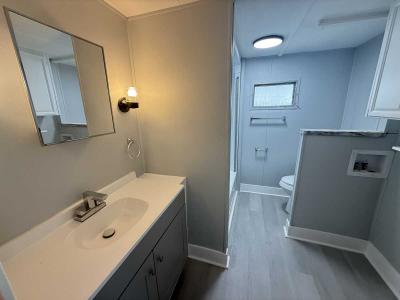 Photo 3 of 13 of home located at 1712 S Dixie Hwy #263 Crete, IL 60411
