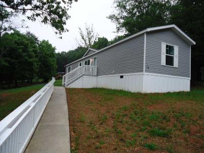 Photo 2 of 17 of home located at 76 Dell Lane Rustburg, VA 24588