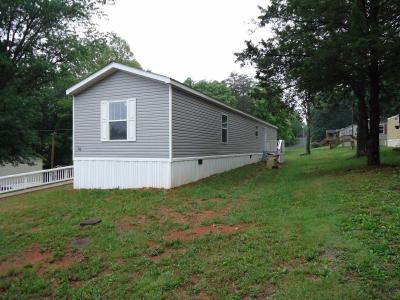 Photo 3 of 17 of home located at 76 Dell Lane Rustburg, VA 24588