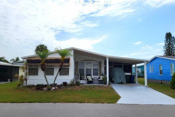 1985  Mobile Home For Sale