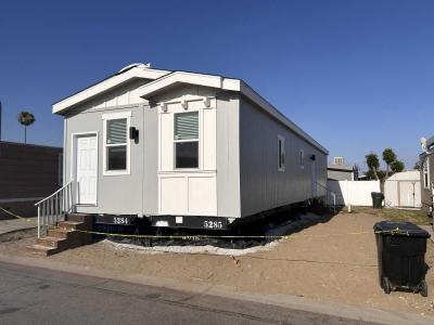 Photo 2 of 18 of home located at 17225 Valley Blvd. #26W Fontana, CA 92335