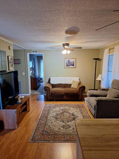 Photo 4 of 8 of home located at 435 16th Ave SE Lot 596 Largo, FL 33771