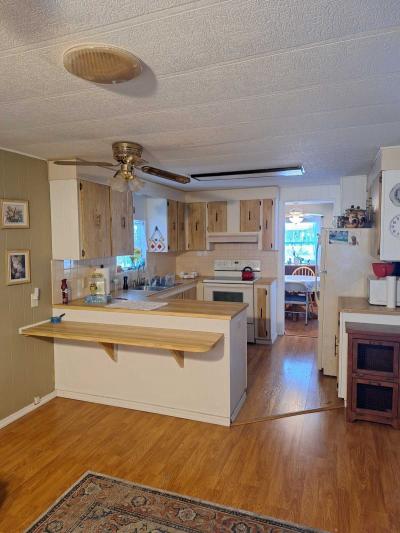 Photo 5 of 8 of home located at 435 16th Ave SE Lot 596 Largo, FL 33771
