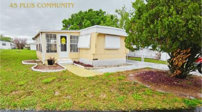 Mobile Home at 192 Rainbow Lane West Dundee, FL 33838