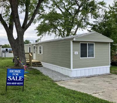 Mobile Home at 4 Deerwood Park Centralia, IL 62801