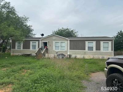 Mobile Home at 10203 Hackelberg Rd Atascosa, TX 78002