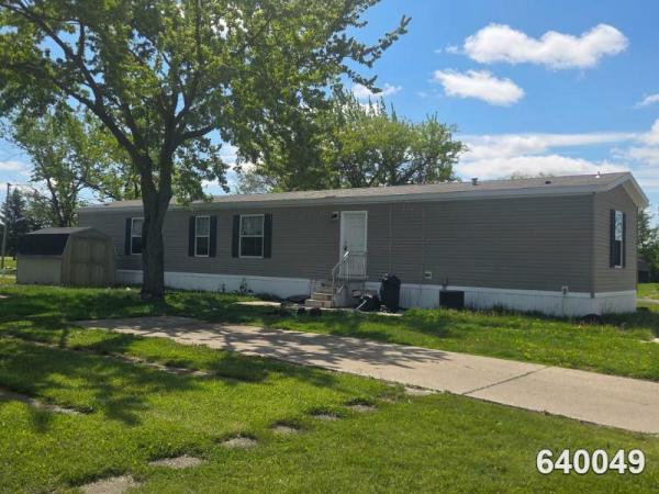 Photo 1 of 2 of home located at Glenwood Estates 77 Cedarbrook Ave Napoleon, OH 43545