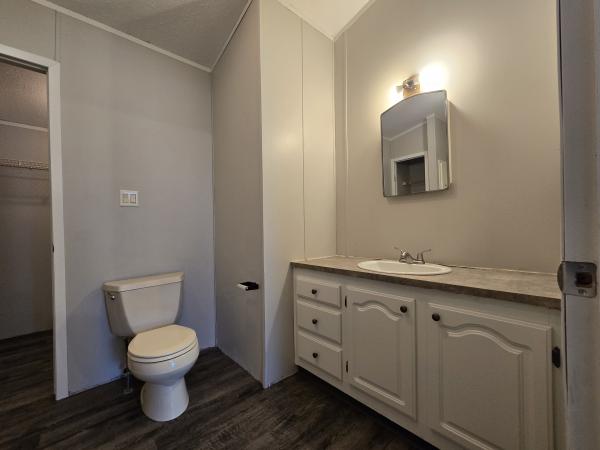 2003 Holly Park Mobile Home