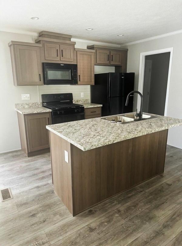 Photo 1 of 2 of home located at 13318 S. Dixie Hwy. # 36 Holly, MI 48442