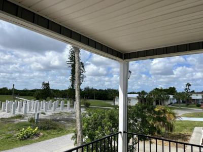 Photo 4 of 20 of home located at 227 Endhoven Street Ellenton, FL 34222