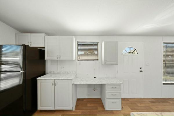 2025 Legacy Housing FG-H-1656-21FKA Manufactured Home