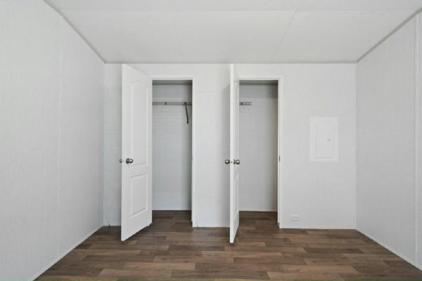 2025 Legacy Housing FG-H-1656-21FKA Manufactured Home