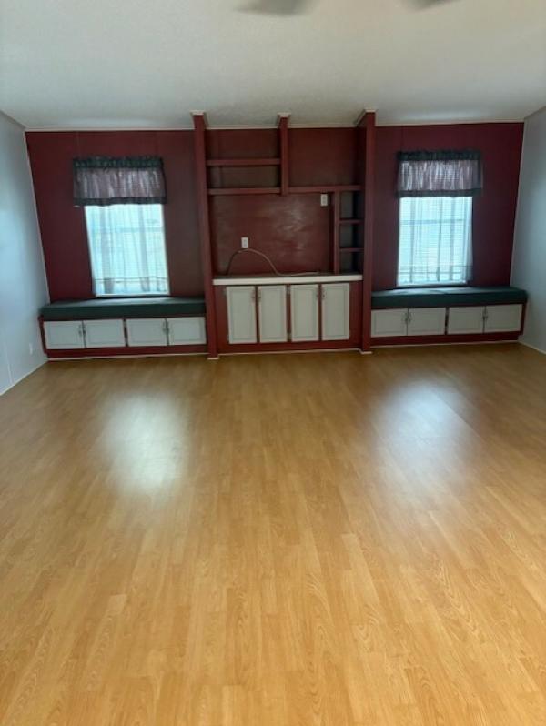 1993 Palm Harbor Mobile Home