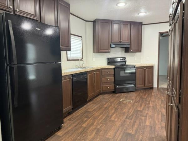 2016 CMH Manufacturing  Home