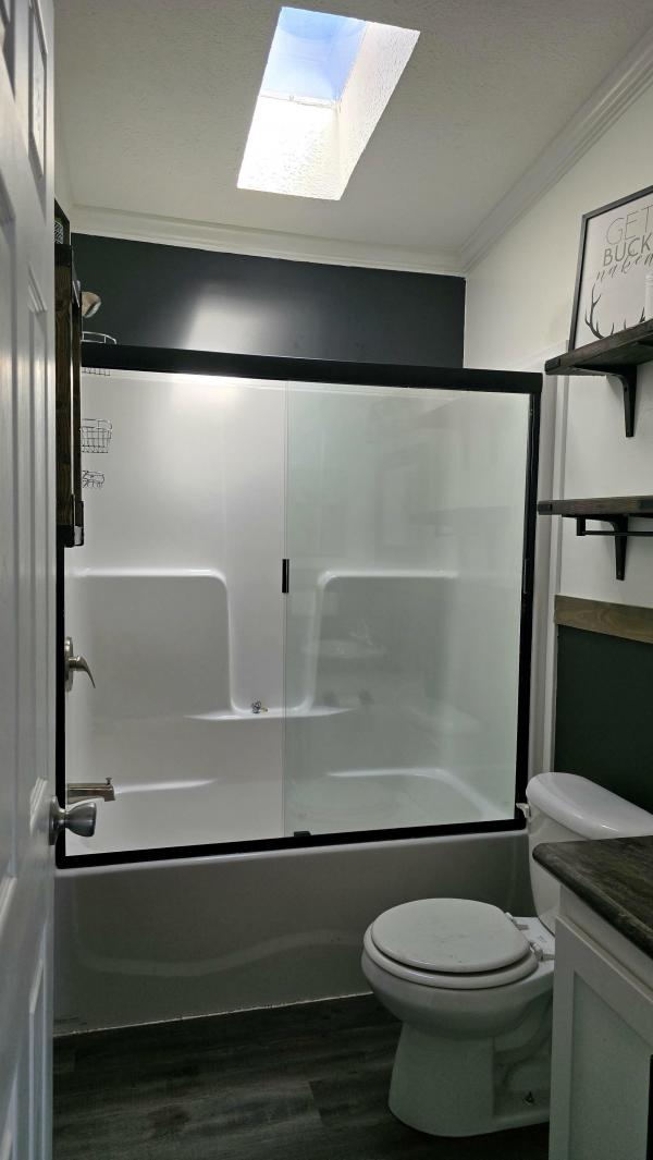 2019 Colony 28 DT138-A    Home