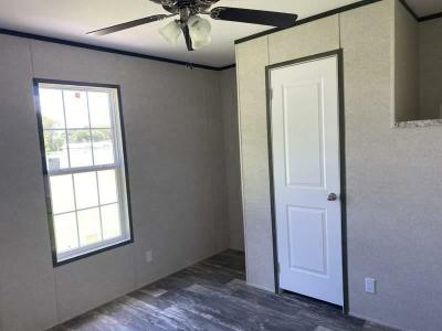 Photo 5 of 9 of home located at 16731 Us-301 #13 Dade City, FL 33523