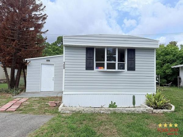 1980 HERI Mobile Home For Sale