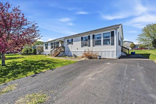 2007 Champion Manufactured Home