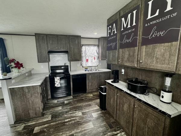 2023 Clayton Blazer Extreme Mobile Home