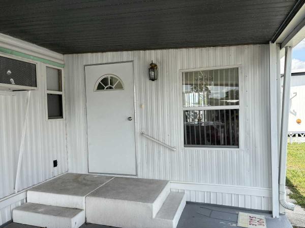1971 HOUSE Mobile Home