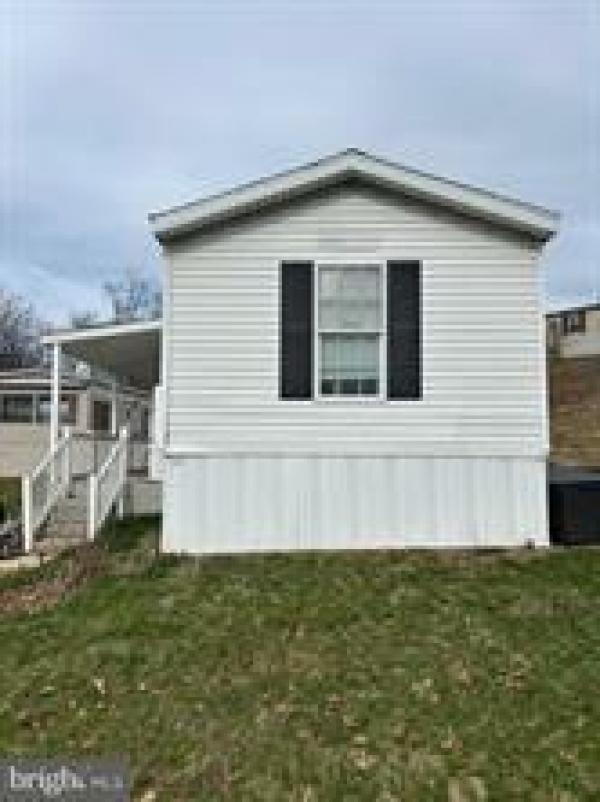 Photo 1 of 2 of home located at 5 Sunrise Drive Hershey, PA 17033