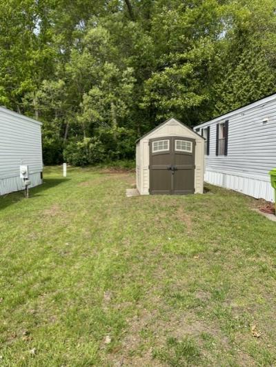 Photo 2 of 12 of home located at 22036 Lafons Ln #463 Romulus, MI 48174