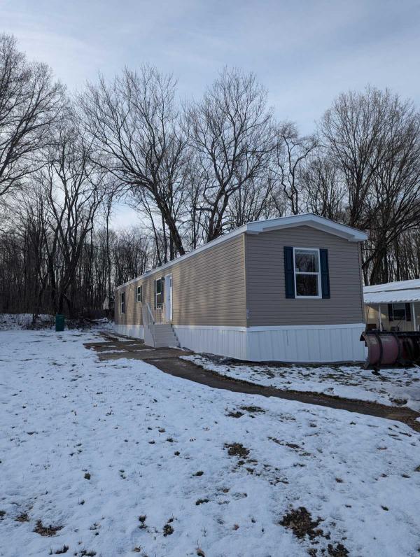 2025 Commodore Mobile Home For Sale