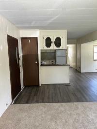1976 NEW YORKER 70-12 Mobile Home