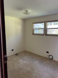 1976 NEW YORKER 70-12 Mobile Home