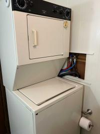 1976 NEW YORKER 70-12 Mobile Home