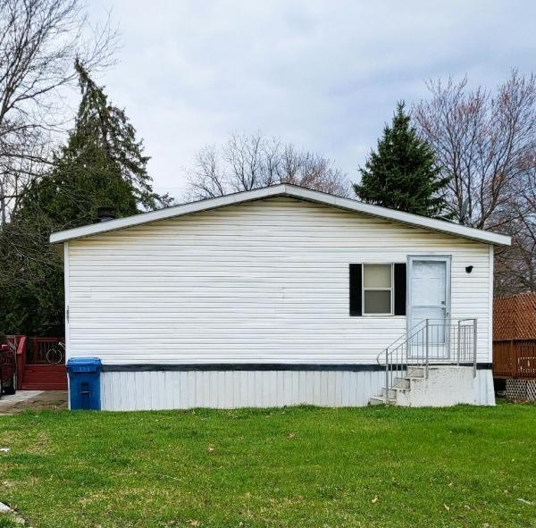 1988 Schult Mobile Home For Sale