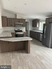 2025 PineGrove Mobile Home