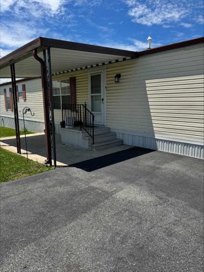 Mobile Home at 1037 Yarrow Reading, PA 19605