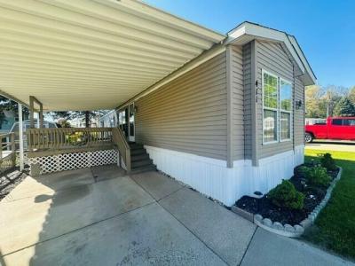 Photo 5 of 41 of home located at 411 Woodview Dr Greenville, MI 48838