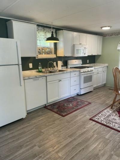 Photo 3 of 10 of home located at 21667 Chablis #637 Romulus, MI 48174