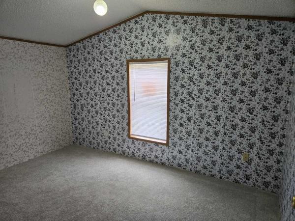 1997 Holly Park MH Mobile Home