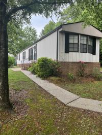 1988 Oakwood Mobile Home