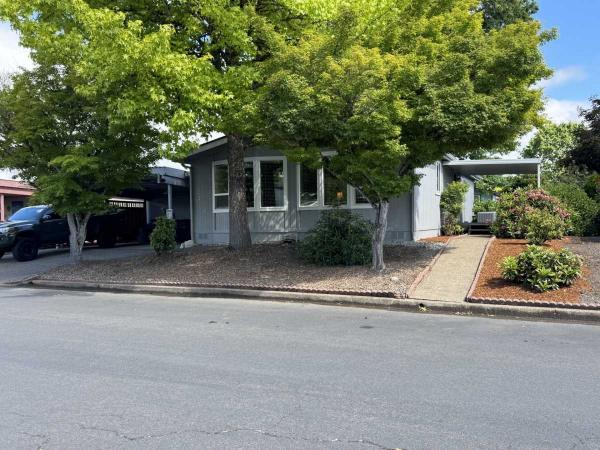 Photo 1 of 2 of home located at 1145 SW Cypress St, Spc. 112 McMinnville, OR 97128