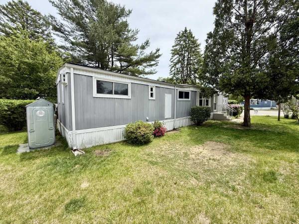 1975 Mobile Home