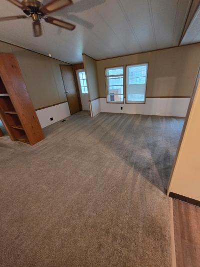 Photo 4 of 12 of home located at 64 F St SW Navarre, OH 44662