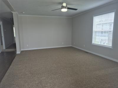 Photo 2 of 7 of home located at 3941 Porters Mill Fort Wayne, IN 46818