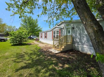 Mobile Home at 1090 Arthur Blvd, Site # A-1090 Pulaski, WI 54162