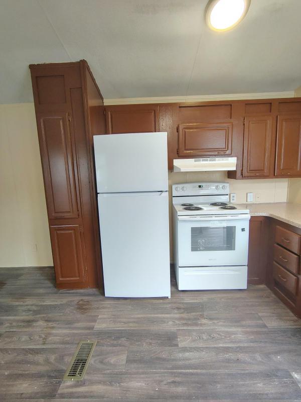 2000 Park Model Mobile Home